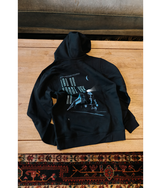 Lad Os Komme Væk Nu, Hoodie