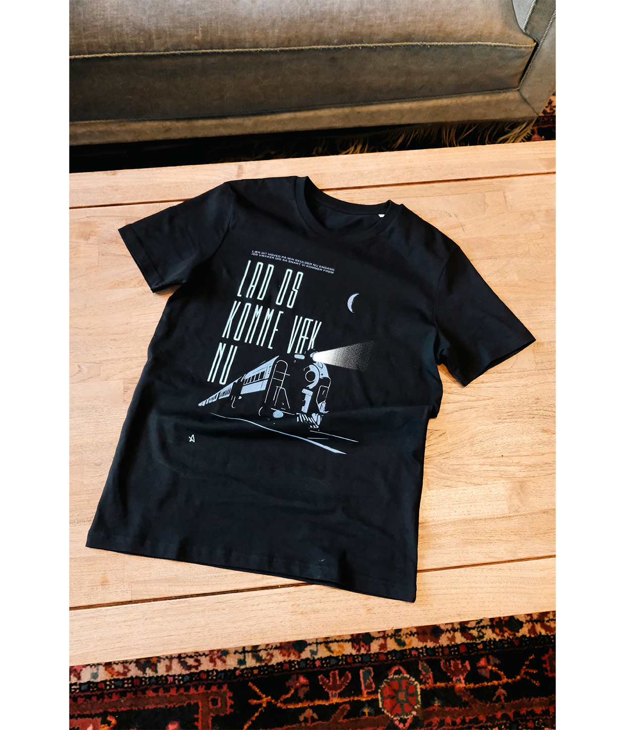 Lad Os Komme Væk Nu, Økologisk T-shirt