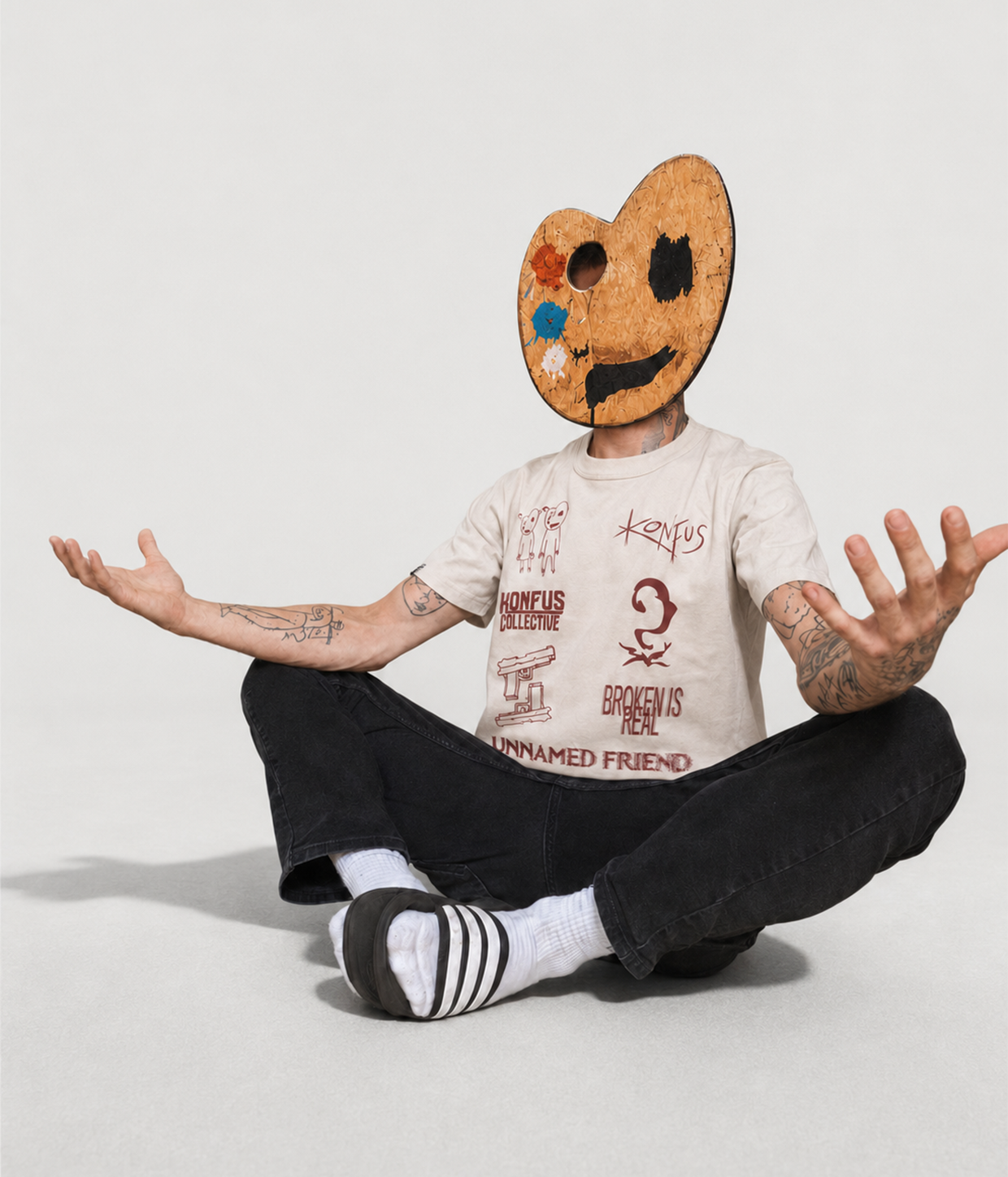 Icons, Off White Loose Fit T-shirt