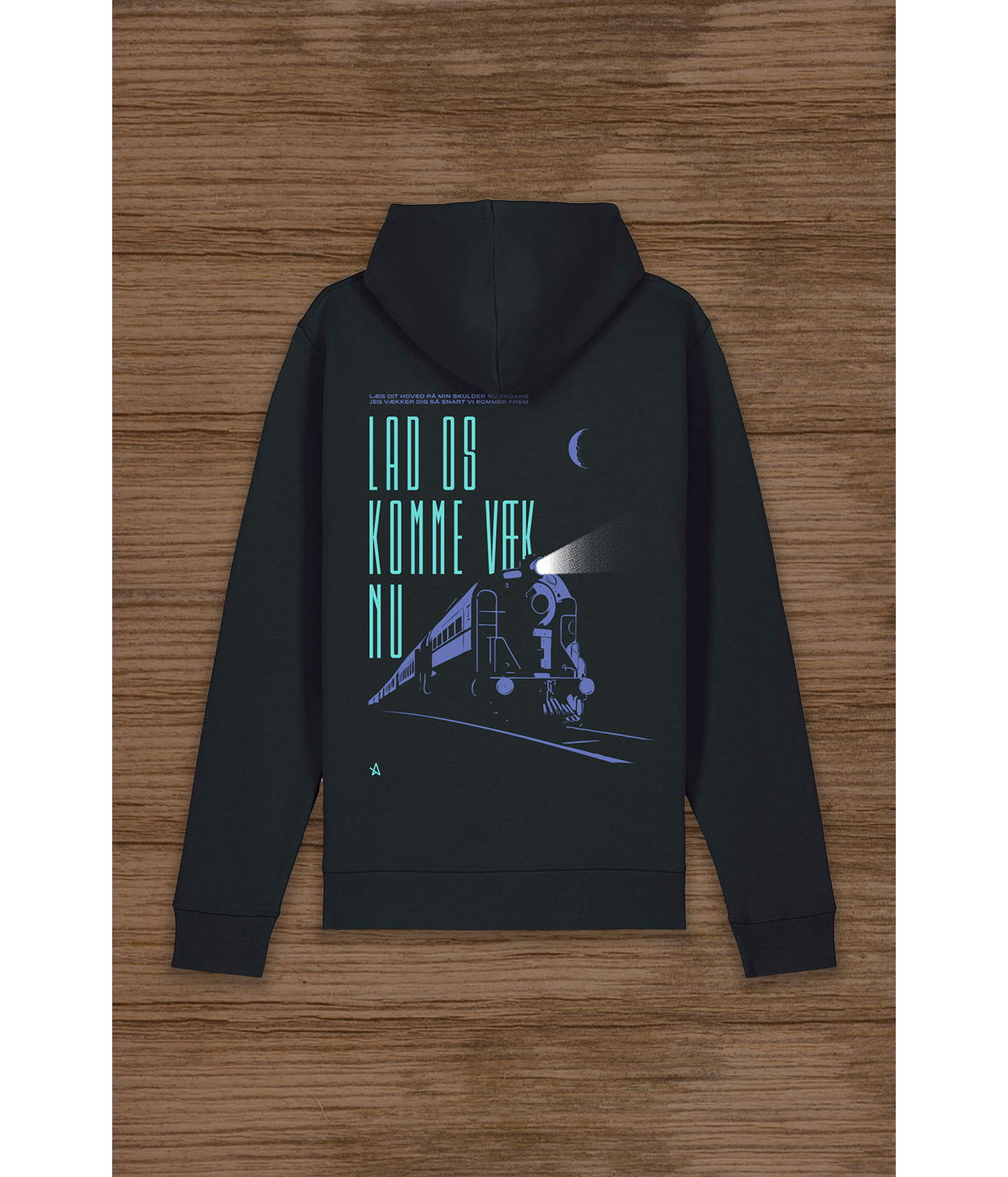 Lad Os Komme Væk Nu, Hoodie